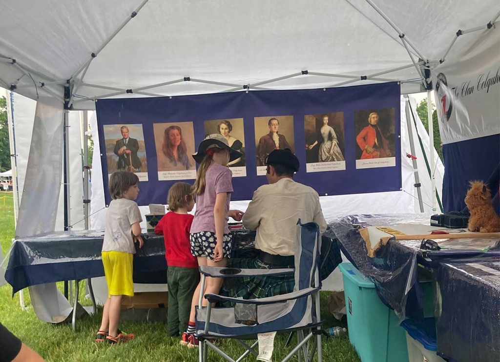 children-in-tent